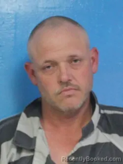 Mugshot of DAVID JERRY SKEENS booked in Sullivan County, Tennessee on May 3, 2026
