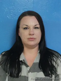 Mugshot of REBEKAH SUZANNE MANESS