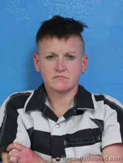 Mugshot of VICTORIA DANIELLE WEATHERLY