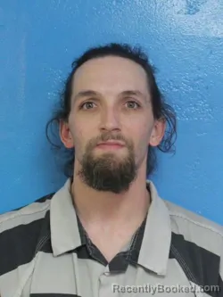 Mugshot of CLAYTON SETH MAHONEY booked in Sullivan County, Tennessee on April 17, 2026