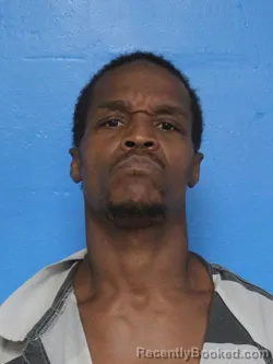 Mugshot of Jonathan Dewayne Lewis