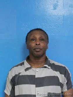 Mugshot of CLARENCE DIXON