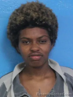 Mugshot of I'YANA SHEKINAH KENIAH WADSWORTH