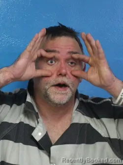 Mugshot of CLIFTON AUSTEN HOUSER