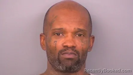 Mugshot of DIMITRI L HOWARD booked in Sumner County, Tennessee on June 17, 2026
