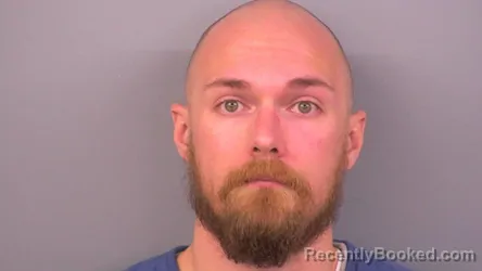 Mugshot of DYLAN JAMES JONES booked in Sumner County, Tennessee on April 22, 2026