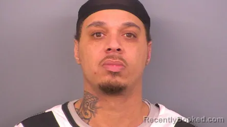 Mugshot of DARIUS COX