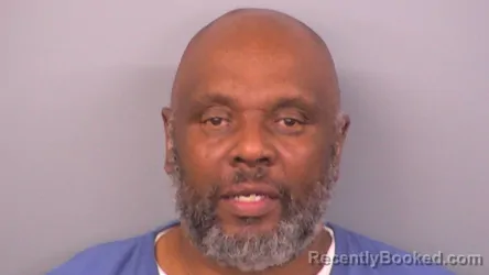 Mugshot of DONTA LAMONT SWANSON booked in Sumner County, Tennessee on May 12, 2026