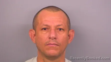 Mugshot of WILFREDO J ROLDES ROJAS booked in Sumner County, Tennessee on April 21, 2026