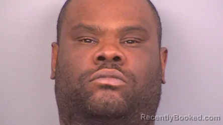 Mugshot of CAVORIS D ABERNATHY