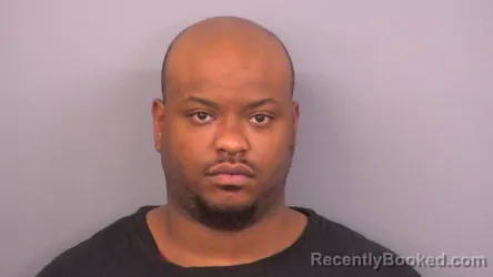 Mugshot of Diamonique Treonte Russ booked in Sumner County, Tennessee on August 16, 2026
