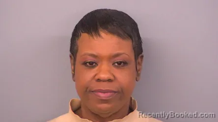 Mugshot of JULIE LAWRENCE-FOMBY