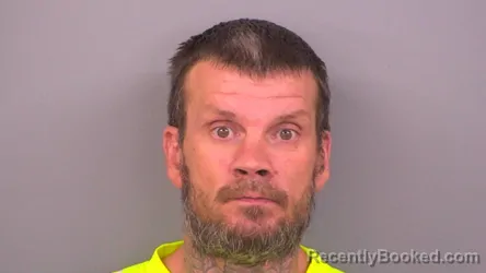 Mugshot of THOMAS A HAMILTON