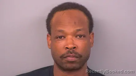 Mugshot of LAMARI SHONDALE BARR