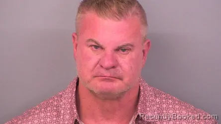 Mugshot of ROBERT WIKE