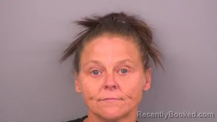 Mugshot of RHONDA NICOLE CRYER booked in Sumner County, Tennessee on July 5, 2026