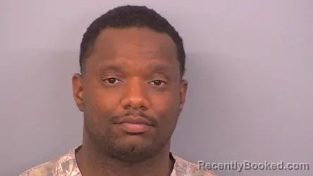 Mugshot of MISEAN EUGENE MOORE booked in Sumner County, Tennessee on May 9, 2026
