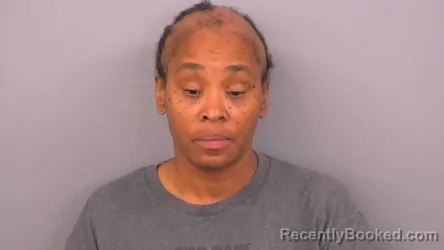 Mugshot of ALONDRA NICOLE ROBERTS booked in Sumner County, Tennessee on May 15, 2026