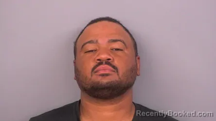 Mugshot of WESLEY D CARVER booked in Sumner County, Tennessee on July 10, 2026