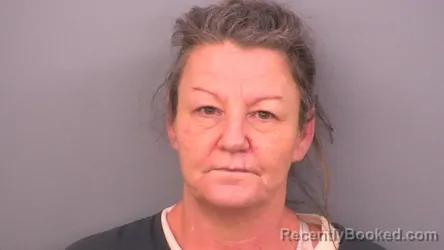 Mugshot of JENNIFER NICOLE JARRETT booked in Sumner County, Tennessee on July 13, 2026