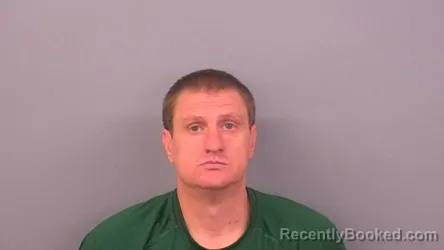 Mugshot of Kurt Brandon Davis booked in Sumner County, Tennessee on October 26, 2026