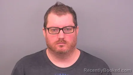 Mugshot of MATTHEW NEAL LOCKE booked in Sumner County, Tennessee on April 23, 2026