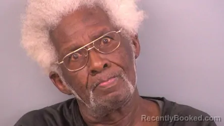 Mugshot of IRA J LEE