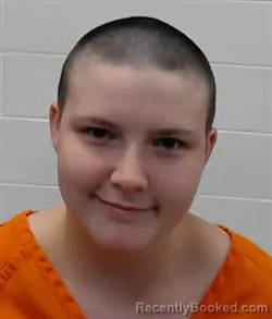 Mugshot of STARLEIGH MARIE FIELDER booked in Wayne County, Tennessee on June 4, 2026