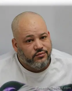 Mugshot of ROBERT ONEAL GLEAVES