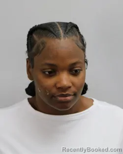 Mugshot of MAVODA LYNETTE CLARK