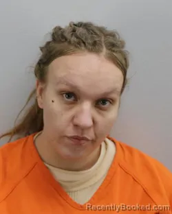 Mugshot of JORDAN ALEXIS HERNANDEZ booked in Virginia Beach County, Virginia on March 4, 2026