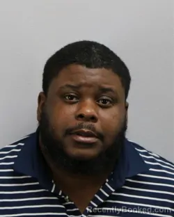 Mugshot of ISHMAIL AZIZ SMITH booked in Virginia Beach County, Virginia on March 10, 2026