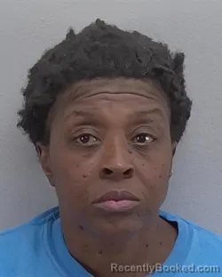 Mugshot of SHANDA SHANEL ROBINSON booked in Virginia Beach County, Virginia on March 24, 2026