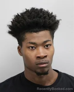 Mugshot of DEANDRE JIRAY MARTIN booked in Virginia Beach County, Virginia on May 4, 2026