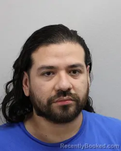 Mugshot of REYNALDO VEGA booked in Virginia Beach County, Virginia on May 20, 2026