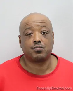 Mugshot of IVEN RASHOD URQUHART booked in Virginia Beach County, Virginia on May 22, 2026