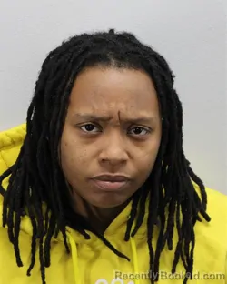 Mugshot of SANIYAH LEONNA UNIQU GLASGOW booked in Virginia Beach County, Virginia on May 22, 2026