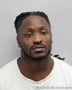 Mugshot of JAWON LUIS HICKS booked in Virginia Beach County, Virginia on June 22, 2026