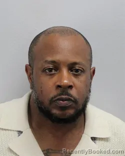 Mugshot of ANTOINE MARCEL BREWER booked in Virginia Beach County, Virginia on June 27, 2026