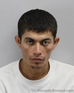 Mugshot of ELMER OMAR ALFARO HERNANDEZ booked in Virginia Beach County, Virginia on July 5, 2026