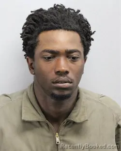 Mugshot of DARON MAXIMILLIAN CUMBERBATCH booked in Virginia Beach County, Virginia on July 11, 2026