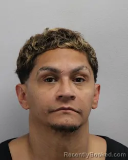 Mugshot of ROY ALBERTO ESCOBAR CABUS booked in Virginia Beach County, Virginia on July 14, 2026