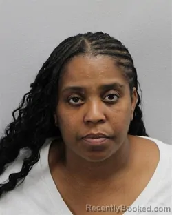 Mugshot of Shenieva Michelle Yearby booked in Virginia Beach County, Virginia on August 27, 2026