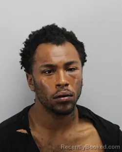 Mugshot of Jalen Jecari Mirjah booked in Virginia Beach County, Virginia on September 25, 2026
