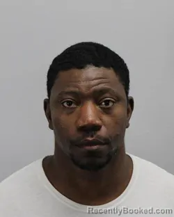Mugshot of Leonte Warren booked in Virginia Beach County, Virginia on September 25, 2026
