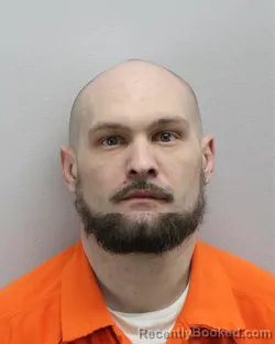 Mugshot of Jesse Walker Everhart booked in Virginia Beach County, Virginia on October 7, 2026
