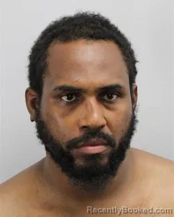 Mugshot of Quan Eugene Vaughan booked in Virginia Beach County, Virginia on October 18, 2026