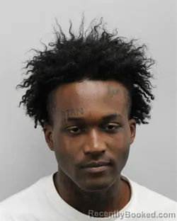 Mugshot of Taveon Jamonte Wolfe booked in Virginia Beach County, Virginia on October 22, 2026