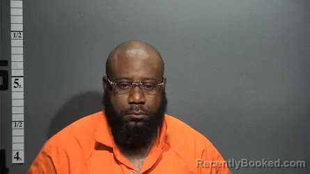 Mugshot of DIRELL LAMAR JACKSON booked in Suffolk County, Virginia on April 24, 2026