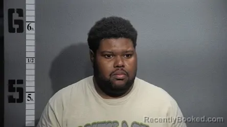 Mugshot of DAVION MADISON